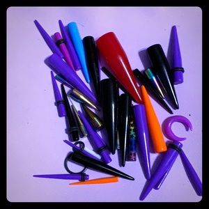 Ear stretching kit from 16mm to 19mm